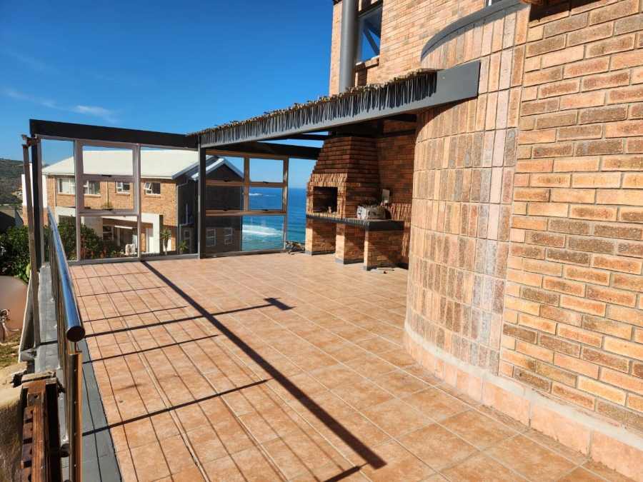 5 Bedroom Property for Sale in Jongensfontein Western Cape